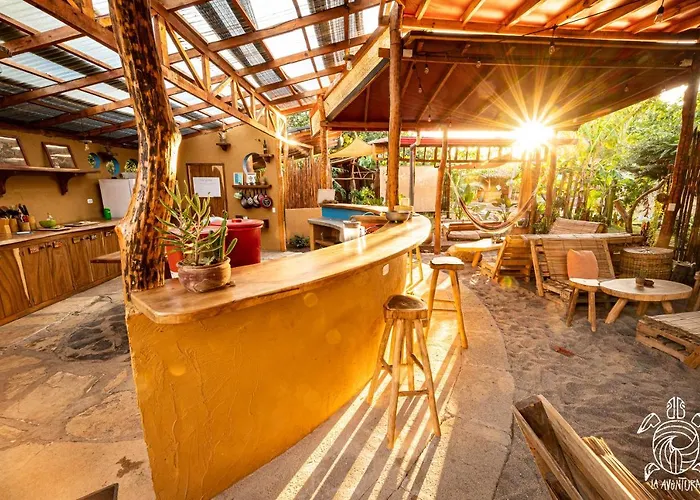 Casa La Aventura Guasacate - Popoyo